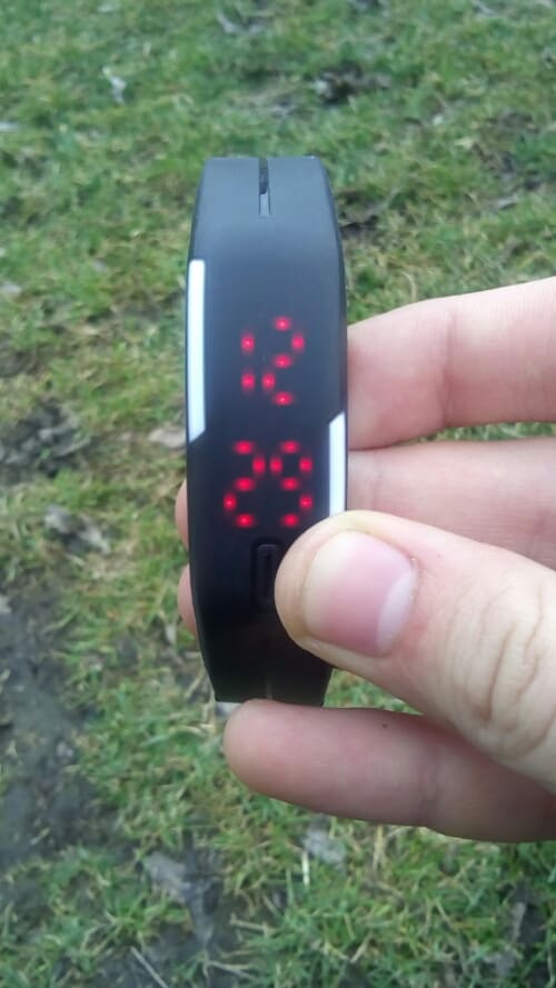 Brățară-ceas cu LED